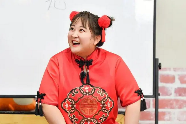 贾玲 这一次，41岁的贾玲，又给娱乐圈狠狠地“上了一课”！