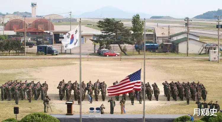 小S|小S流泪狂捧韩国部队锅:真正人间美味 网友:美军泔水才正宗