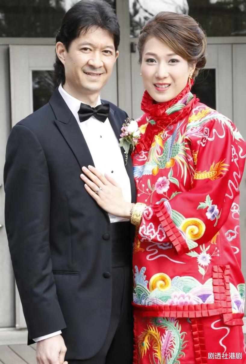 好悠闲！TVB前花旦婚后与老公加拿大生活，被偶遇打扮朴素外出用餐