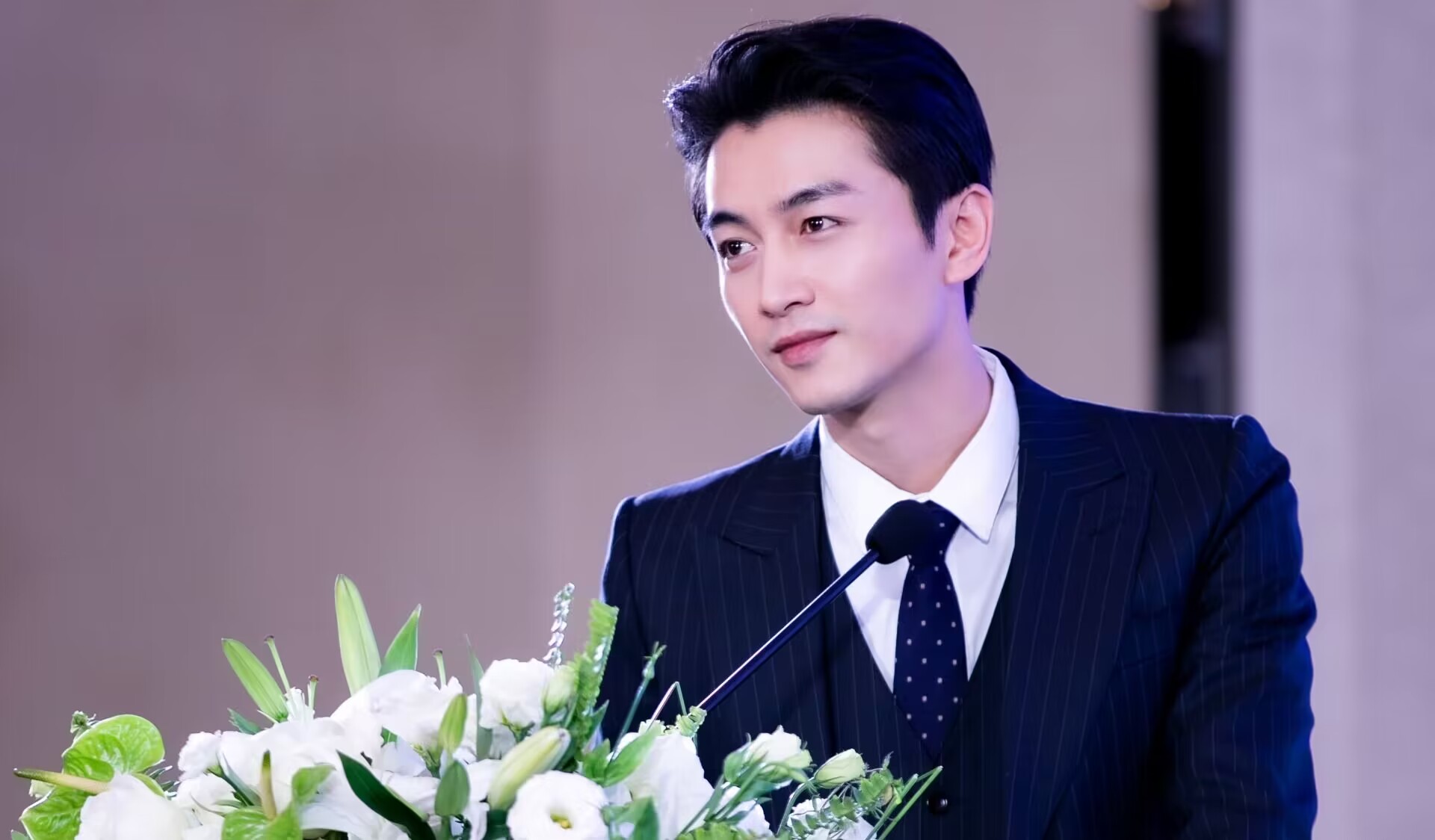 “顾盼生辉”迎来二搭，黄晓明惊喜加盟，《京洛再无佳人》启动