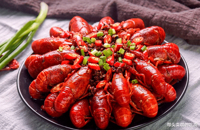 美食测评|大家公认的3大“下酒菜”，花生米只能排末位，看看你都吃过吗？