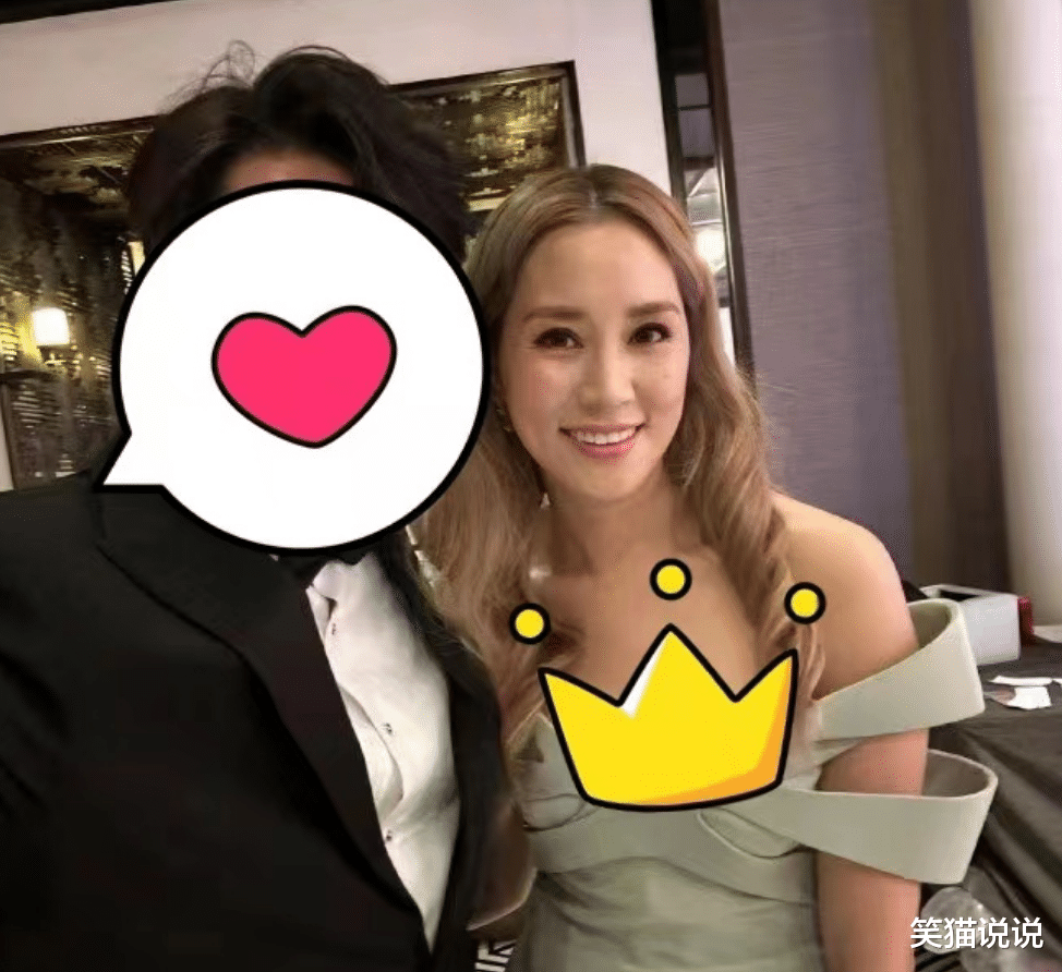 香港慈善晚会合照:徐子淇林恬儿C位好抢眼,李嘉欣黎姿微笑合影