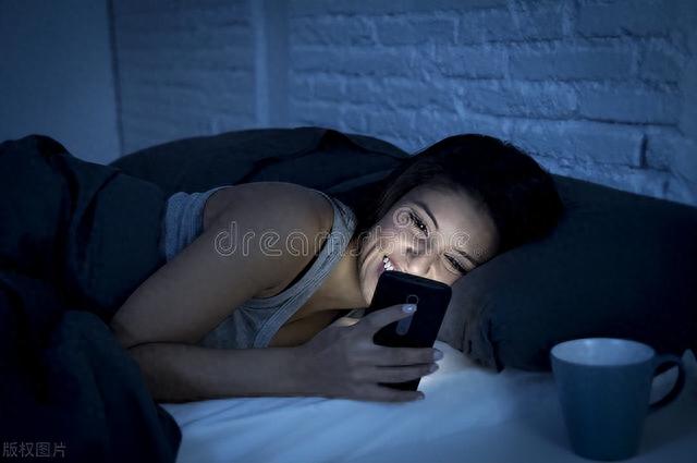 每个腹部长肉肉的人，你需要反思是不是经常干这五件事？