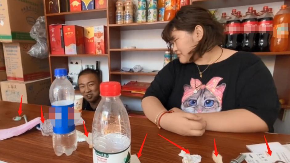 曝朱雪梅未婚夫离异带4岁儿，经营小卖部家中无女性，网友：退婚