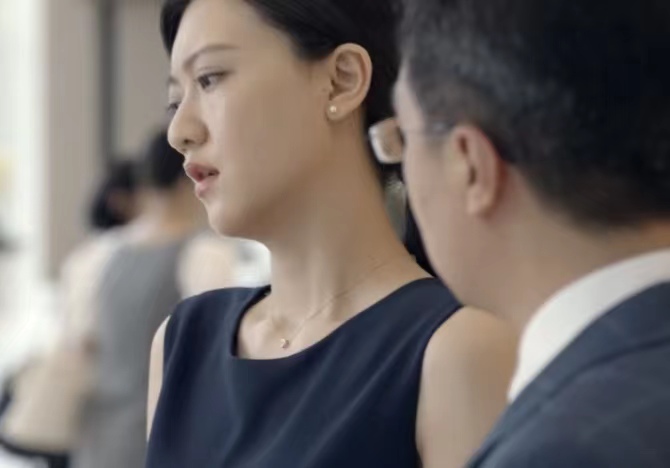 李亚鹏|闺蜜再好也会变成仇人!争夺情人两位小三上演现代版“宫心计”