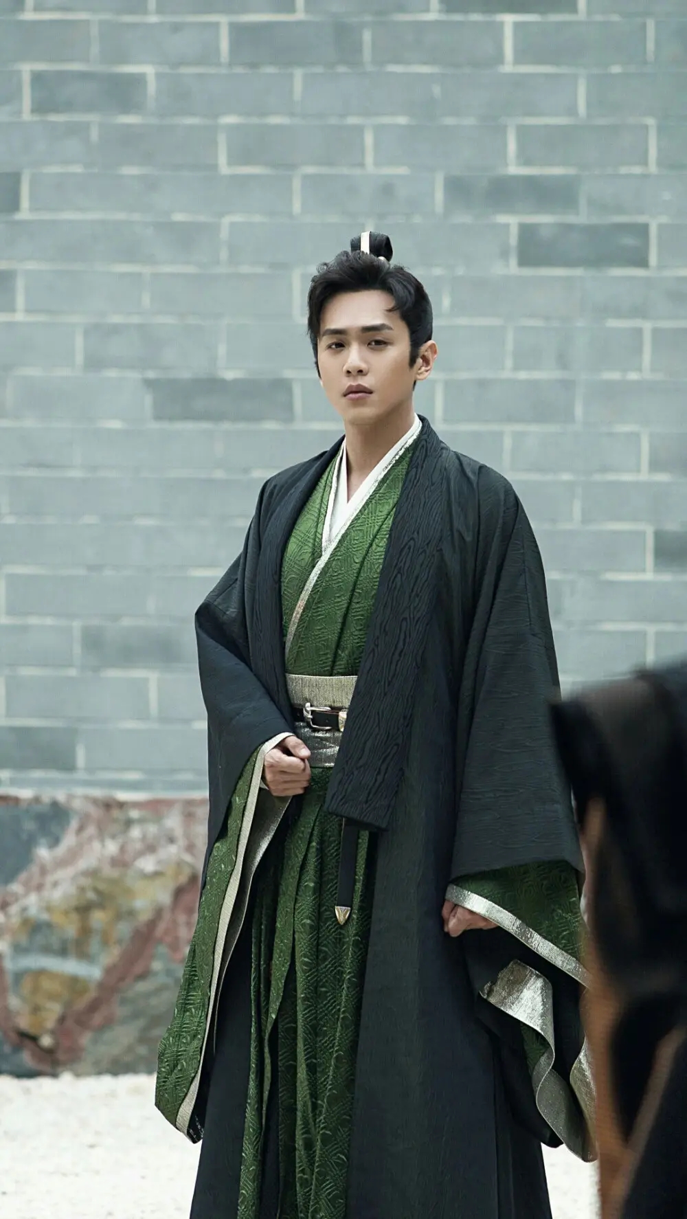 演员固定人设:黄景瑜一直当兵,杨紫身世成谜,刘琳娃少的戏不接