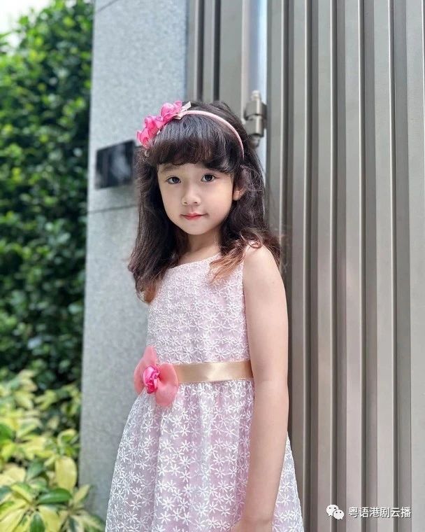 谢安琪|谢安琪6岁女儿愈大愈似妈妈　张继聪挺放心