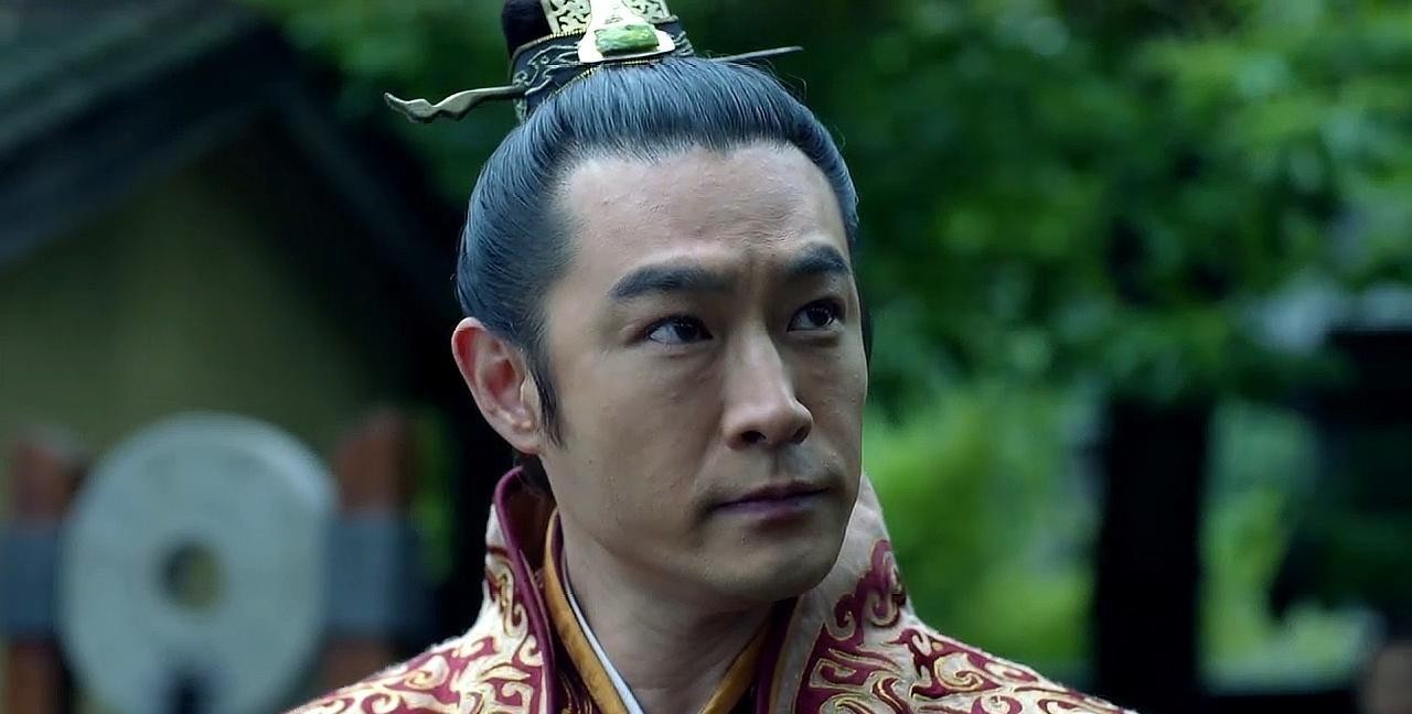 古装剧中这种鬓角,究竟是哪个老6发明的?谁的鬓角能扎到后脑勺