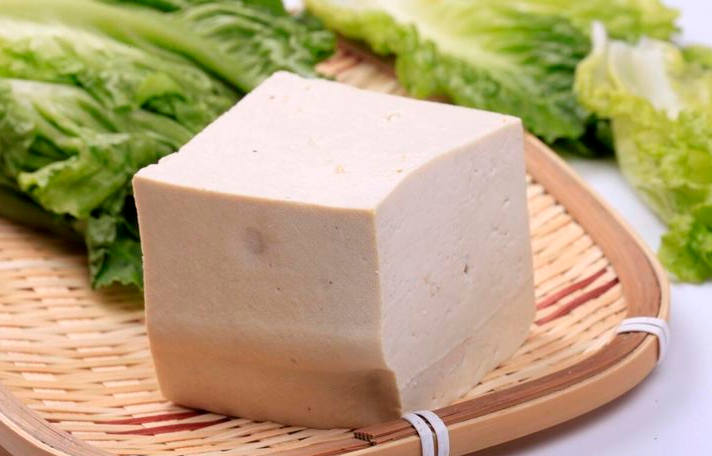 |“3菜不上桌，福气不进门”，大雪将至，别忘老习俗，为家人祈福