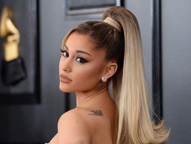 A妹与丈夫达成离婚协议，女方要支付125万美元，双方结束两年半婚姻