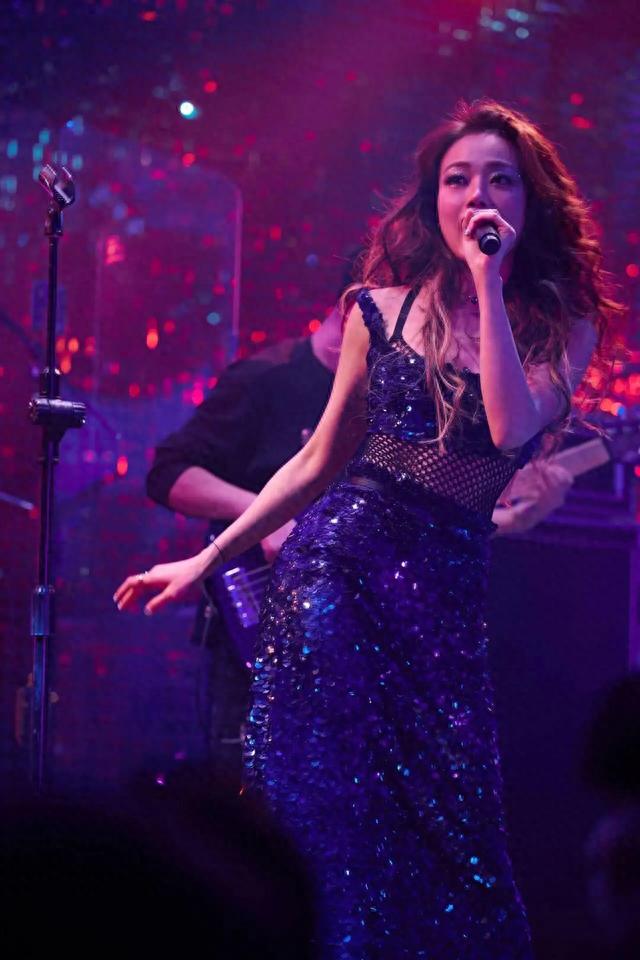 香港最受欢迎女歌手：容祖儿勇夺第一，为何她的天后身份却被质疑