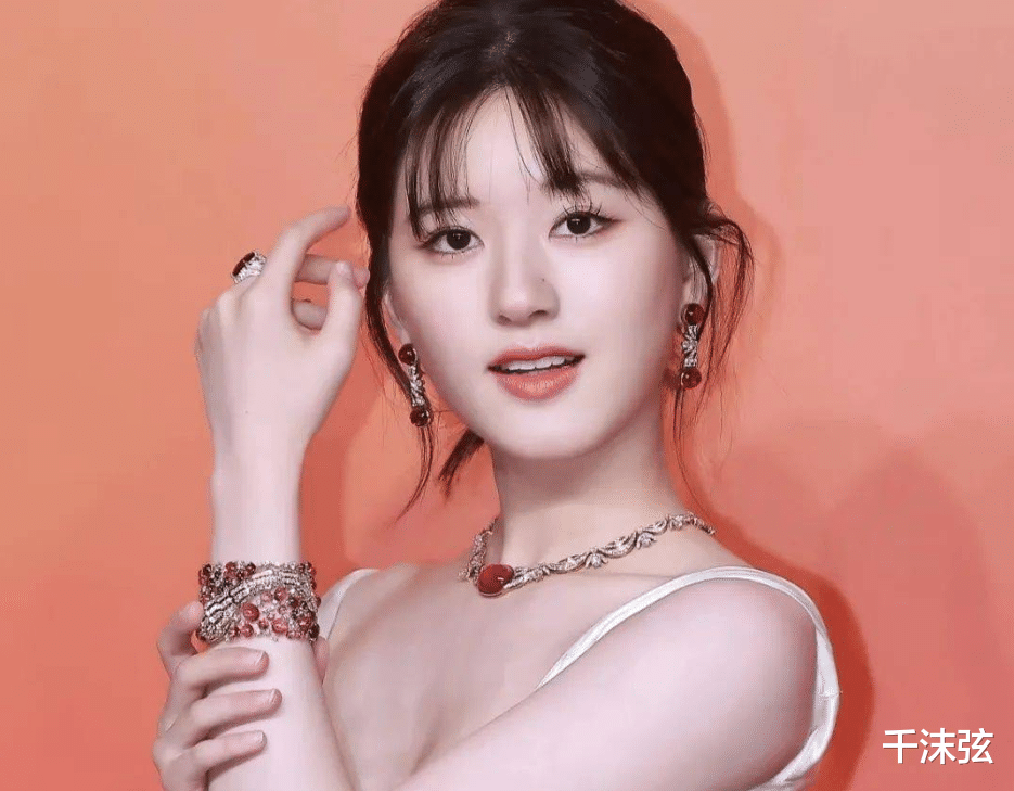 宝格丽辱华翻车拒道歉,刘亦菲等14位明星不解约,网友:封杀