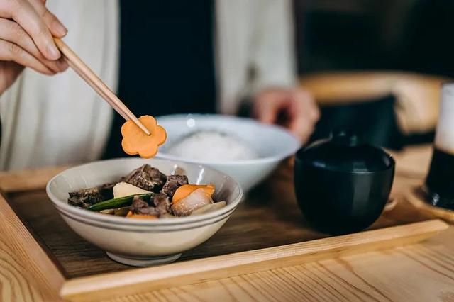 这种细菌我国超一半人感染！出现这些症状需警惕→