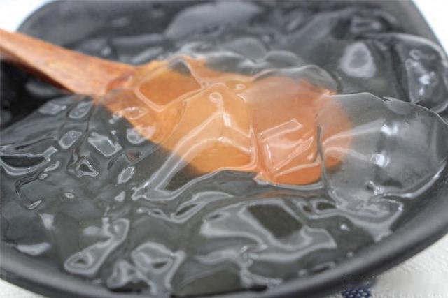 冰粉|中国人“吃到吐”的民间小吃，在国外成奢侈品，还起了个洋名字？