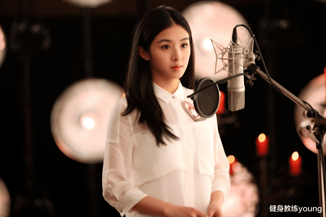 张含韵，整容式减肥，坦言：2个习惯，不用挨饿也能瘦