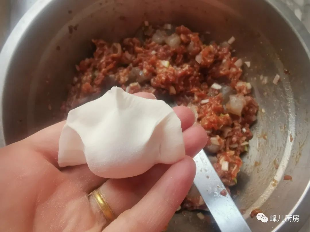 包子|11月8日立冬,立冬传统食俗吃饺子,这三种馅饺子没法比,寓意事事顺利