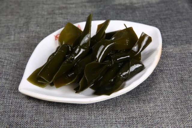 医生劝告:查出结节后,不管生长在哪个部位,都需要忌口5种食物