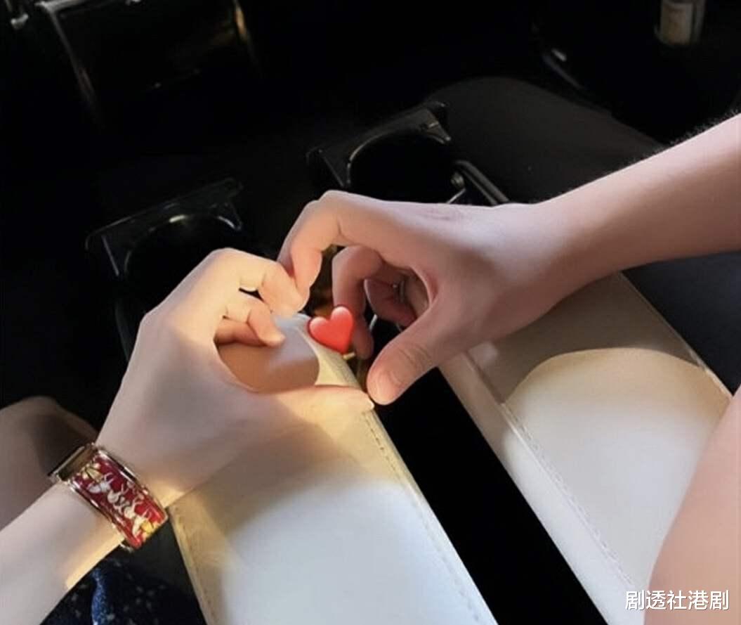 恭喜!TVB人气女星被曝闪婚圈外男友,高调晒合照秀情侣戒指