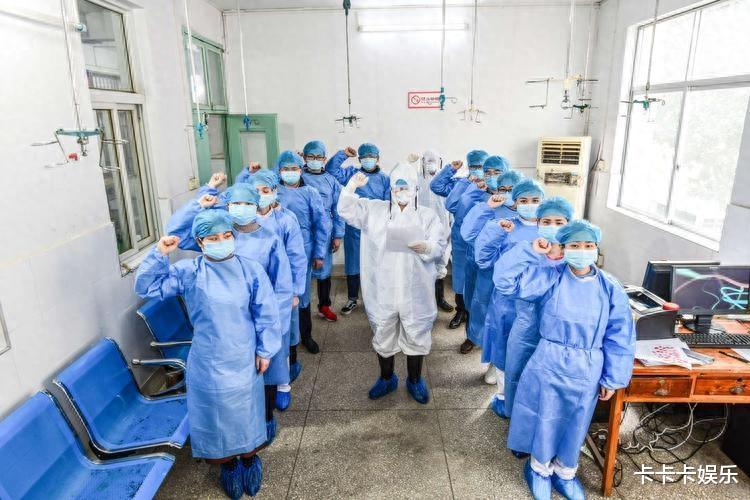 要求中国人向世界道歉，被央视开除的阿丘，如今的现状大快人心！