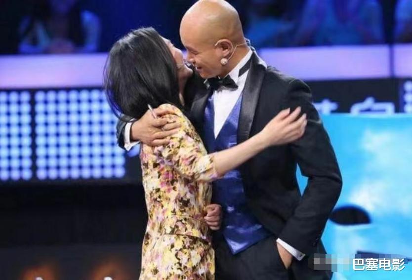 乐嘉|看似落魄卖惨，实则低调捞金，乐嘉的如意算盘打得响啊