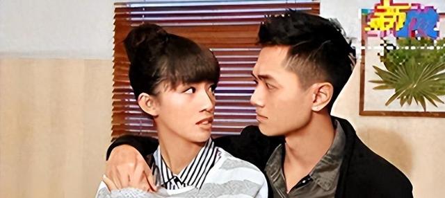 表面“影后”现实爬床,一夜200万,港圈女顶流的“假面”被扯掉