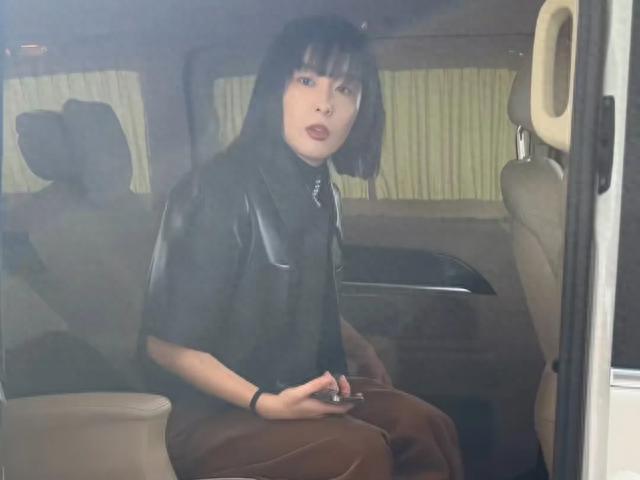 大嫂高叶换发型,全新妆造遭吐槽,网友喊话:造型师给我滚出来