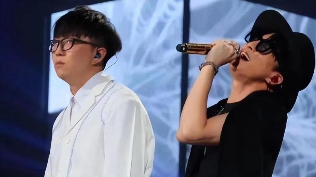 中国好声音|观众给出的理由出奇一致，《好声音》导师官宣差评一片