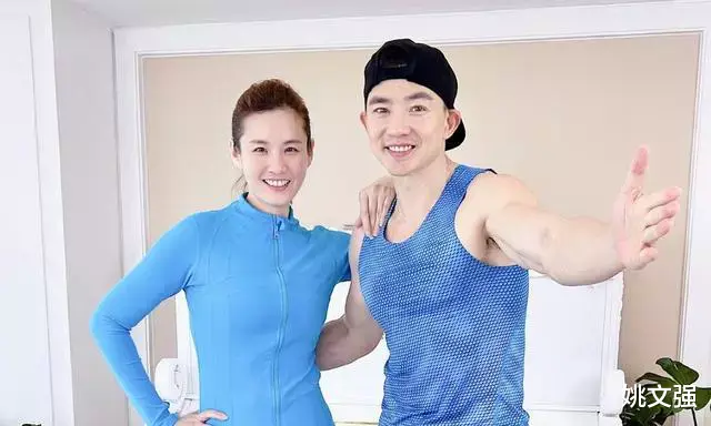 帅哥|“毫无底线”的刘畊宏夫妇，终于为自己的贪得无厌付出了代价