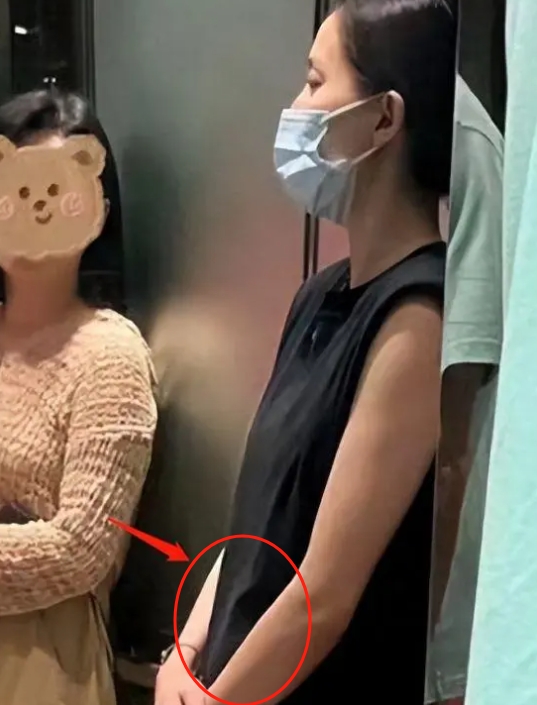 孙杨张豆豆疑奉子成婚，婚后晒照孕味十足，小腹凸出素颜显憔悴