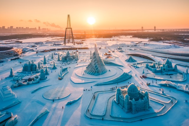 冰雪大世界|哈尔滨冰雪大世界，一座冰雪的奇迹