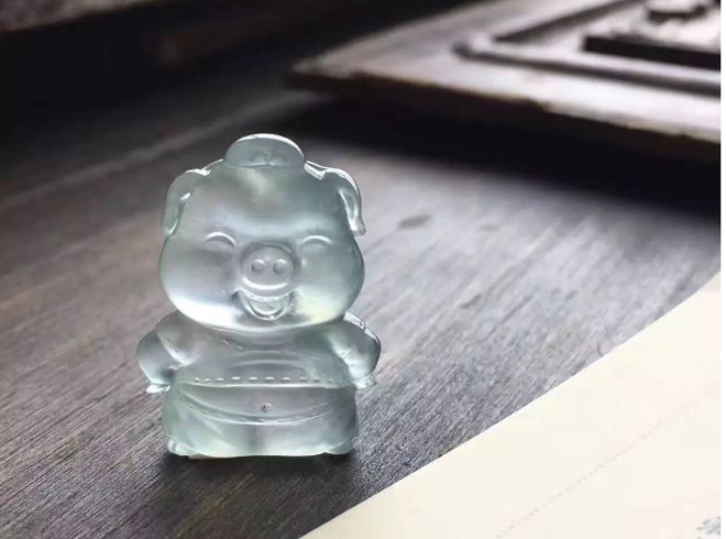 玉佩|齐天大圣、小猪佩奇,动漫卡通形象变成翡翠饰品,玉雕师太会玩了