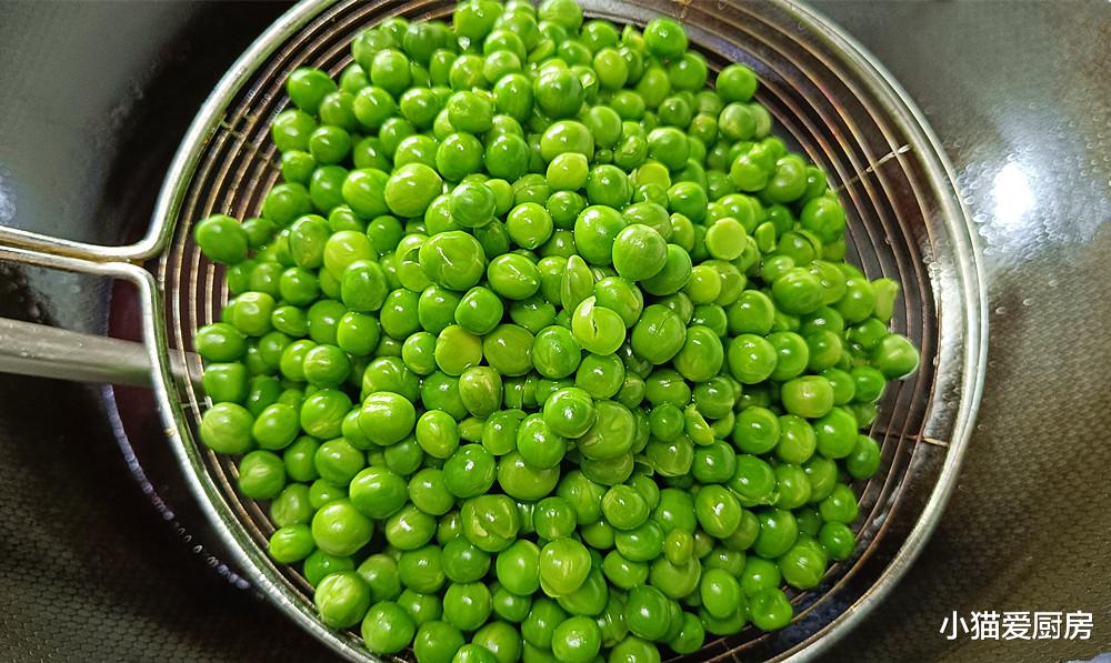 豌豆|春天里最受欢迎的美味,豌豆和肉末一起炒,荤素搭配,营养味美
