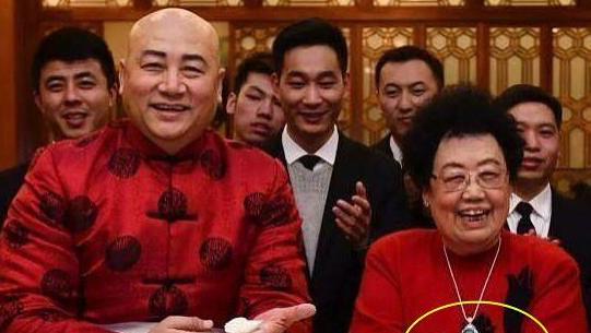 迟重瑞|“太卑微、断子绝孙”，唐僧迟重瑞终究为“傍富婆”付出了代价