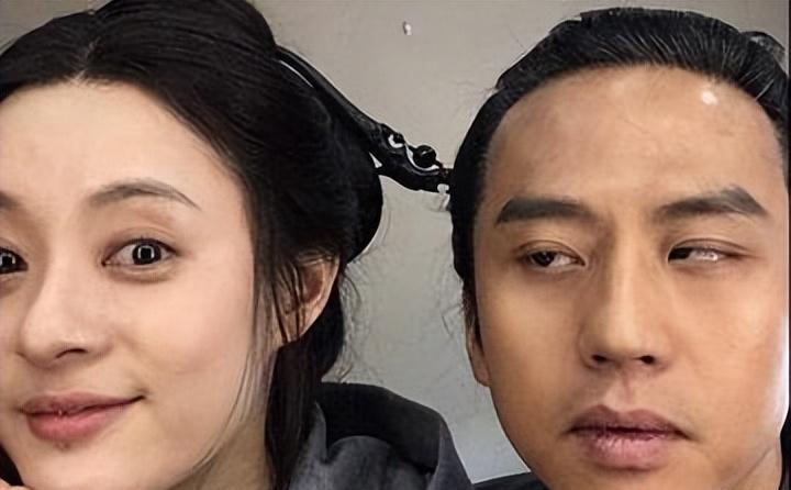 婚变?邓超被曝出轨19岁嫩模,孙俪深夜发文:再见了婚姻!