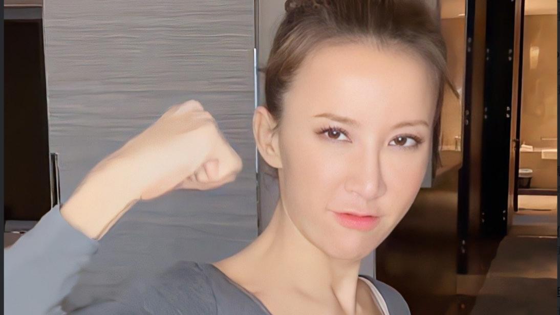 李玟轻生其实早有预兆，显露蛛丝马迹太多，竟无一人发现！