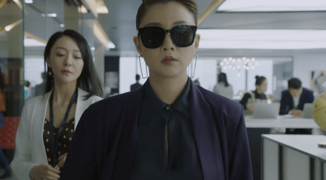 正青春|《正青春》,哪怕此刻已经走投无路,也要勇敢去追逐生命中的光