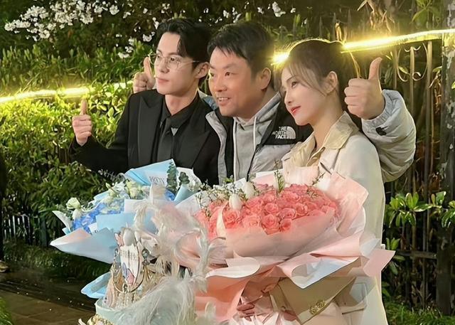 毛晓彤|《爱情有烟火》将拍,原定女主毛晓彤换王楚然,网友:资本的力量