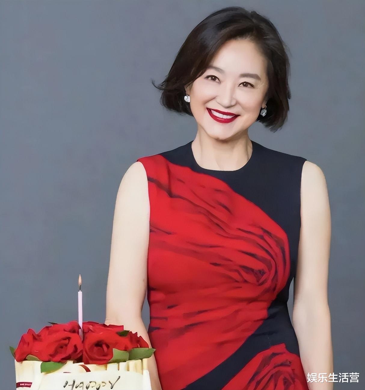 林青霞|曝林青霞离婚后续!疑邢李?私生子正脸曝光,认祖归宗获百亿财产