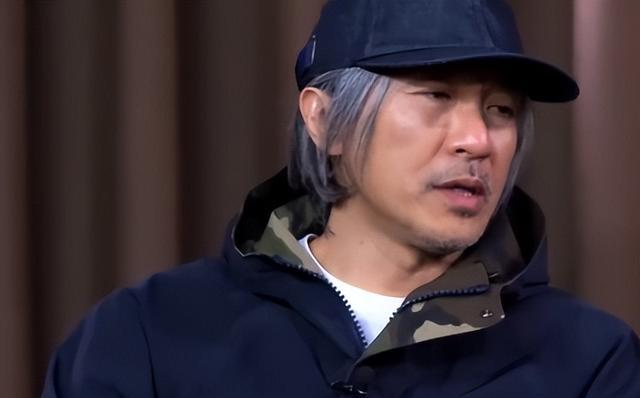 周星驰：一天有悲有喜，先对故人李玟表哀悼又给新人王宝强打call