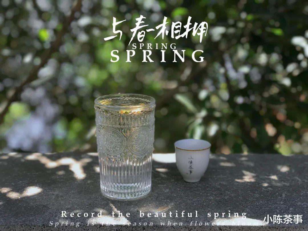 几块钱的玻璃杯就能泡茶，为什么要花几万块买紫砂壶？人傻钱多？