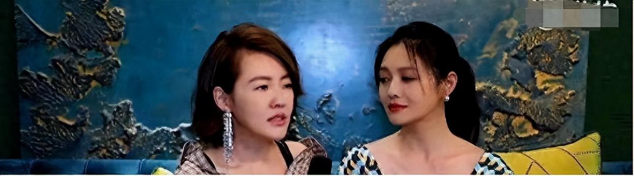 新瓜！大S罕露面大变样，葛斯齐带伤再出庭，疑学黄子佼打悲情牌