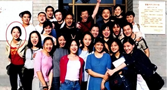 演员张龄心：不结婚不生子，老了就去养老院，如今她打了自己的脸