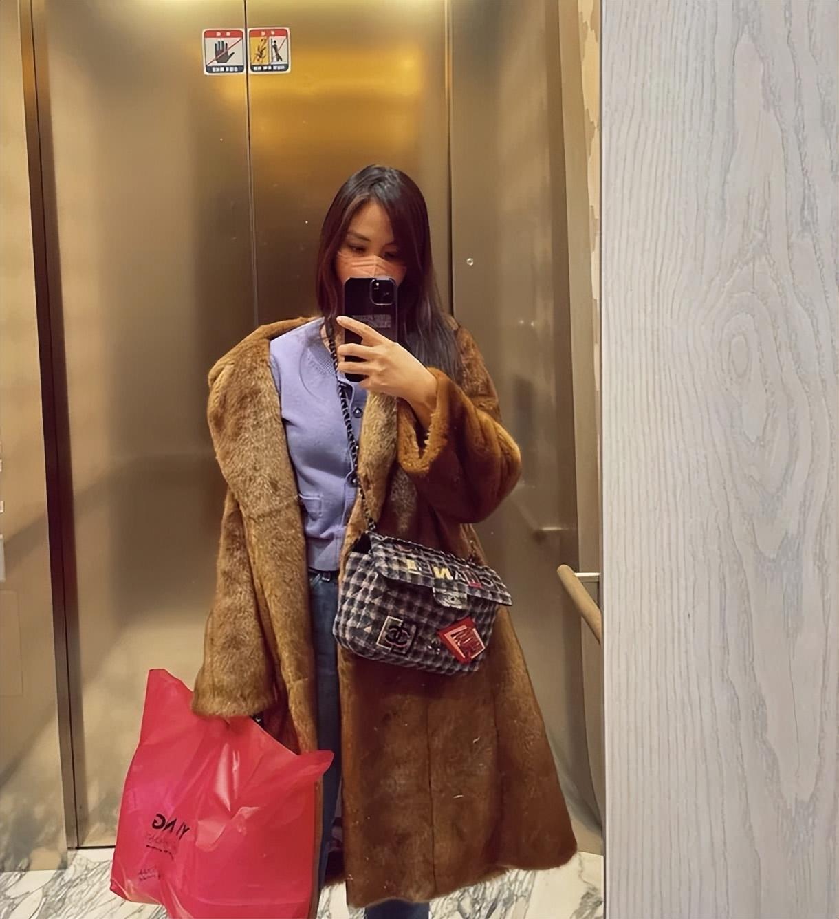 韩国明星“炫耀奢侈品”,导致年轻人冲动消费,甚至成为诈骗手段