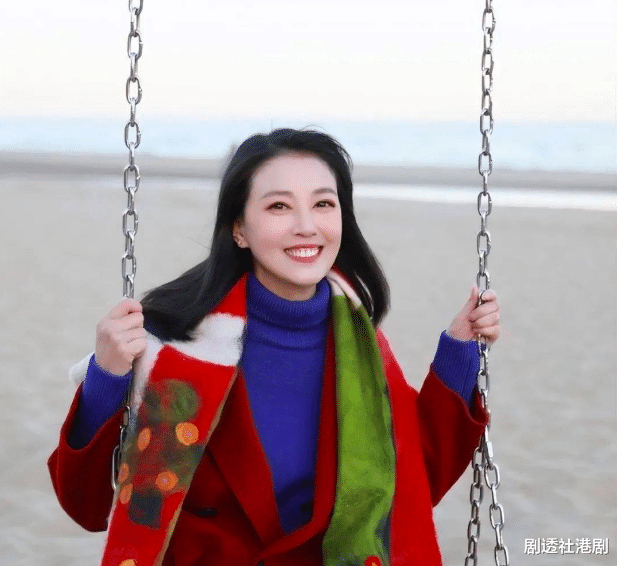 落叶归根！曝周海媚骨灰将运回香港安葬，爱犬将继续伴随回港生活