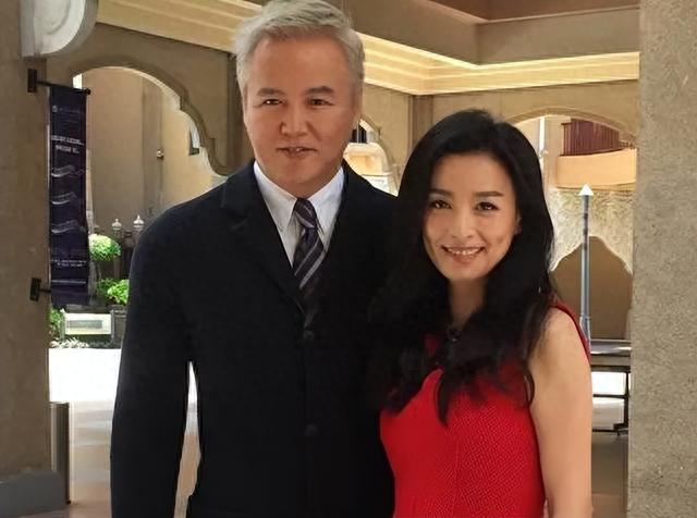 善恶终有报，花17亿买“楼”害人的张庭夫妇，如今下场大快人心