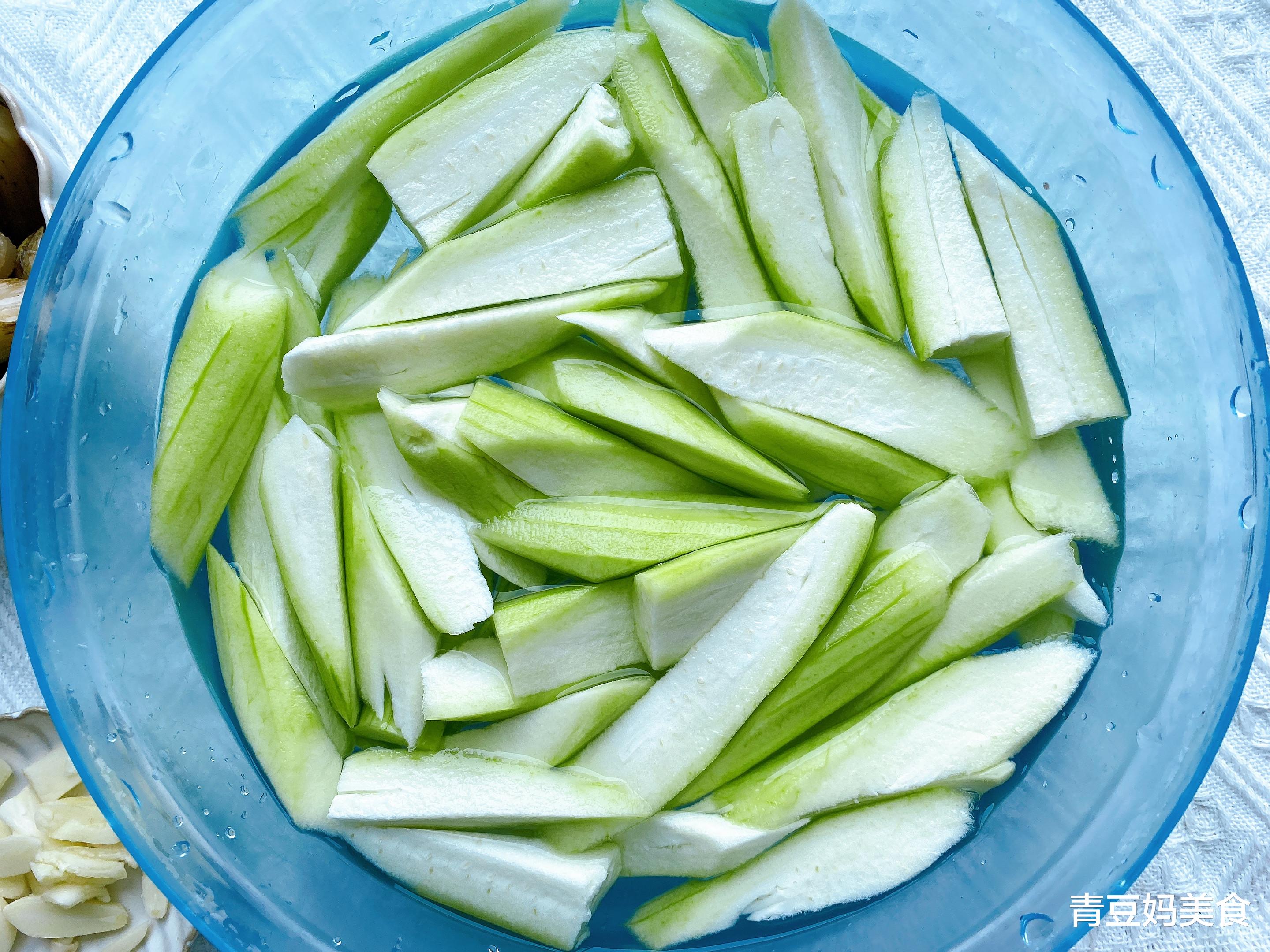 饺子|6月这瓜别错过，煮“快手汤”低脂低热量，清热下火，消暑又营养