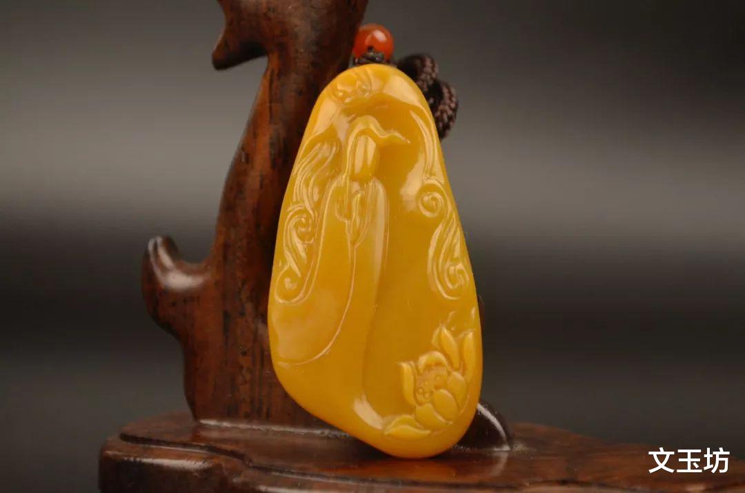 康熙|黄龙玉与黄蜡石的区别