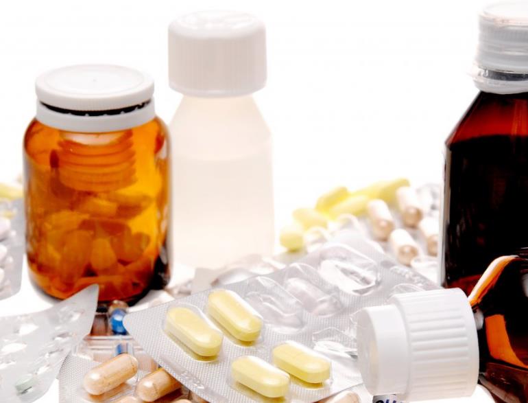 50岁以后，中老年男人眉毛变长意味着什么？4个原因要心中有数