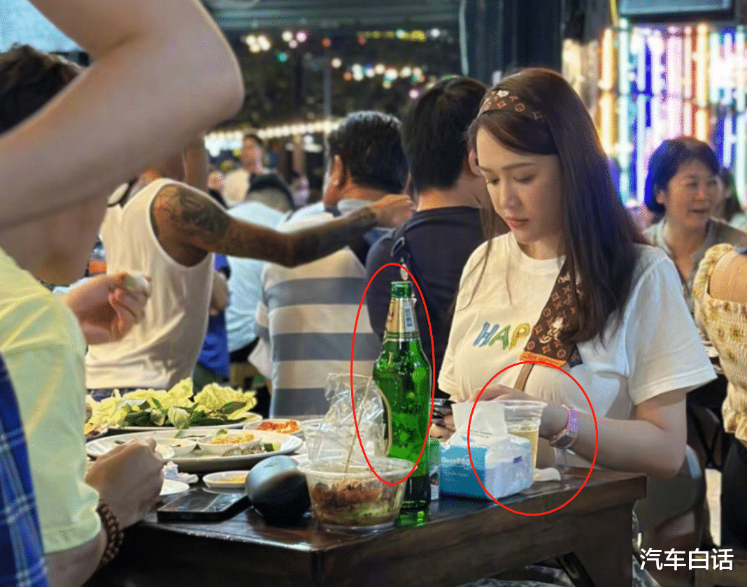 陈乔恩|陈乔恩大口喝酒否认怀孕，44岁不急生娃，与富二代丈夫全球旅游！