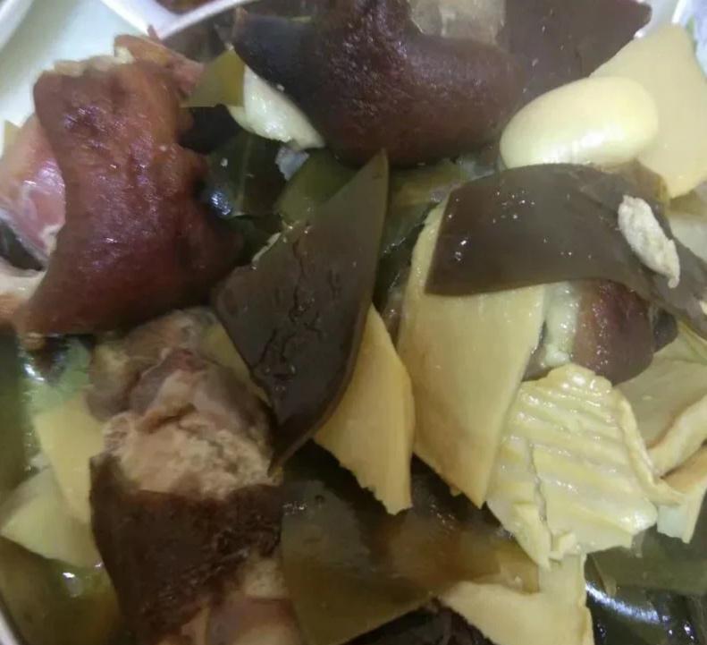 福建省|福建女子头次登门，满桌菜没一样能吃，四川婆婆委屈：最高规格了